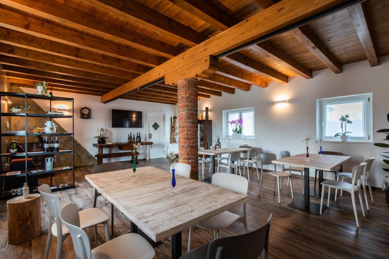 Atmosfere Charme & Country Hotel Borgo San Mauro ภายนอก รูปภาพ